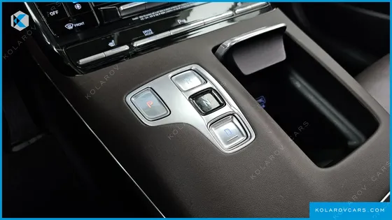 HYUNDAI GRANDEUR 3.0 LPI RENT CAR