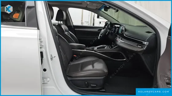 HYUNDAI GRANDEUR 3.0 LPI RENT CAR
