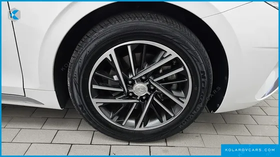 HYUNDAI GRANDEUR 3.0 LPI RENT CAR