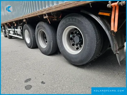 HYUNDAI EXCEED 10X4