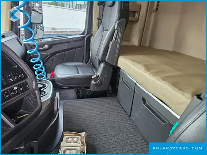 HYUNDAI EXCEED 10X4