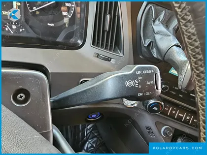 HYUNDAI EXCEED 10X4