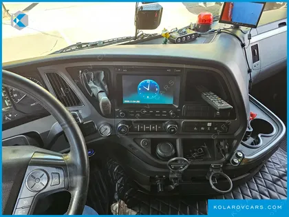 HYUNDAI EXCEED 10X4