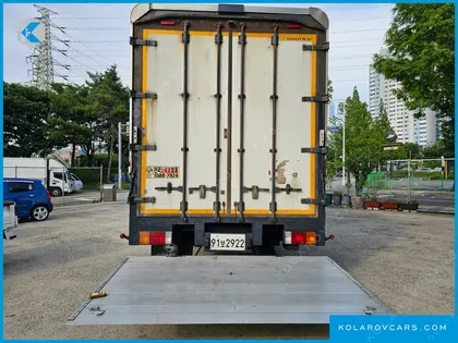 HYUNDAI MEGA TRUCK PREMIUM