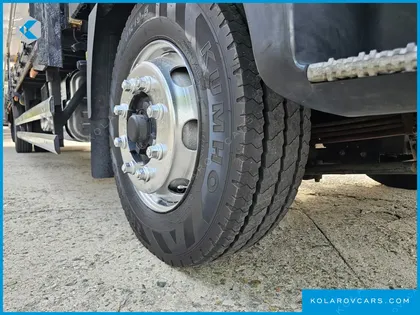 HYUNDAI MEGA TRUCK PREMIUM