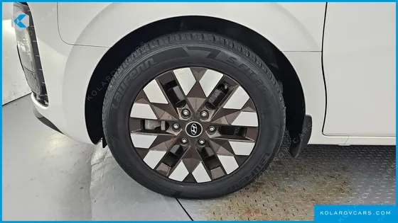 HYUNDAI STARIA 2WD CAMPING CAR