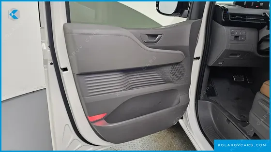 HYUNDAI STARIA 2WD CAMPING CAR