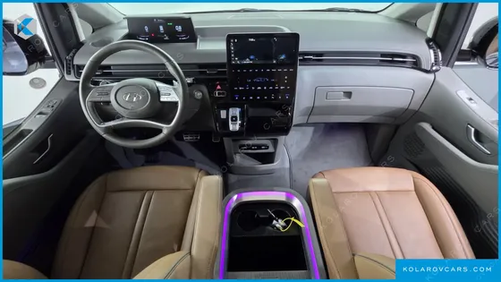 HYUNDAI STARIA 2WD CAMPING CAR