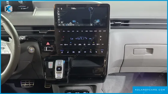 HYUNDAI STARIA 2WD CAMPING CAR