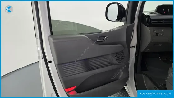HYUNDAI STARIA 2WD CAMPING CAR