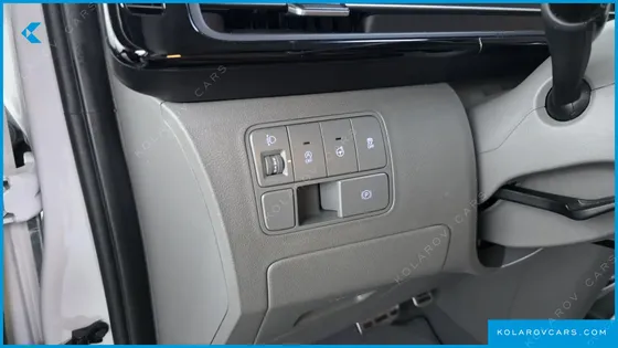 HYUNDAI STARIA 2WD CAMPING CAR