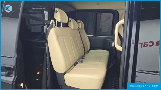 HYUNDAI STARIA CARGO 5-SEATER