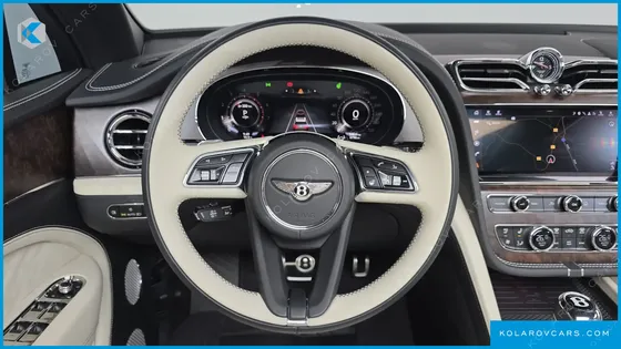BENTLEY BENTAYGA 4.0 V8 EWB AZURE