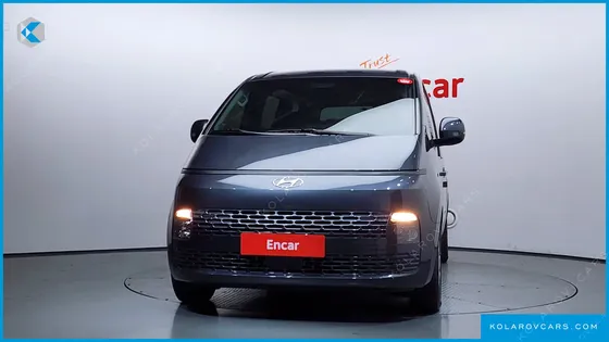HYUNDAI STARIA TOURER 11-SEATER