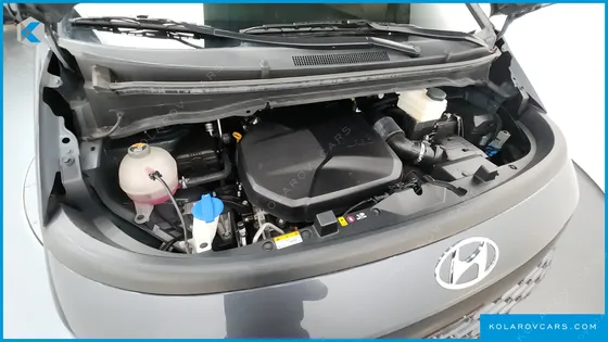 HYUNDAI STARIA TOURER 11-SEATER