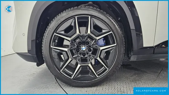 BMW XM 4.4