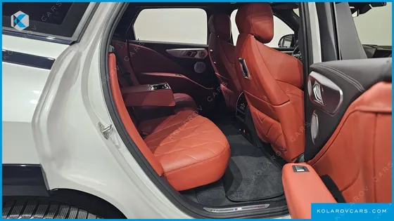 BMW XM 4.4