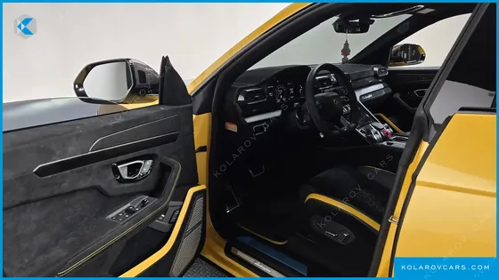 LAMBORGHINI URUS 4.0 V8 PERFORMANTE