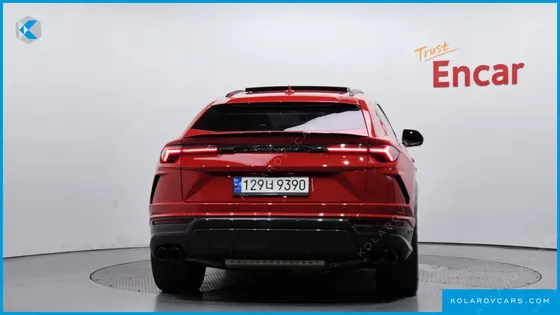 LAMBORGHINI URUS 4.0 V8