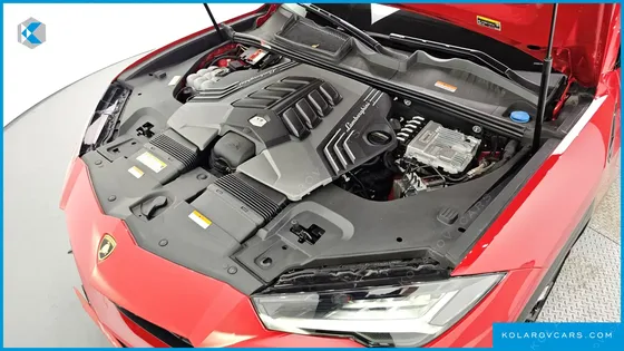 LAMBORGHINI URUS 4.0 V8