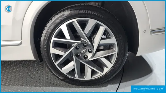HYUNDAI SANTA FE GASOLINE 2.5T 4WD