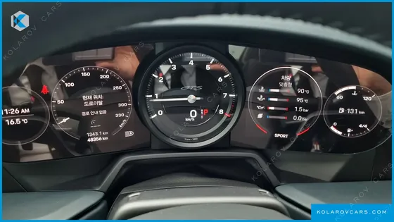 PORSCHE 911 CARRERA 4 GTS