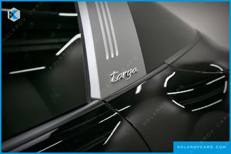 PORSCHE 911 TARGA 4