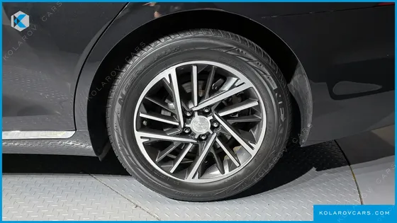 HYUNDAI GRANDEUR 2.5