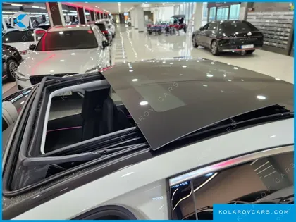 MERCEDES E-CLASS E220D 4MATIC EXCLUSIVE