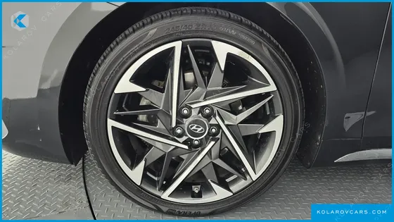 HYUNDAI GRANDEUR 2.5