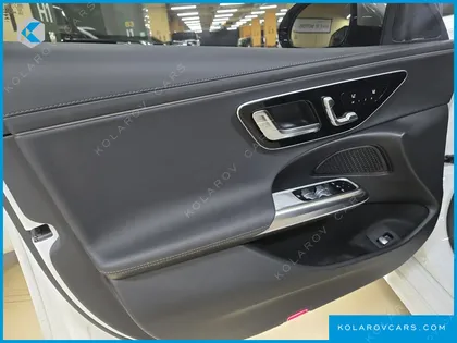 MERCEDES E-CLASS E200 AVANTGARDE