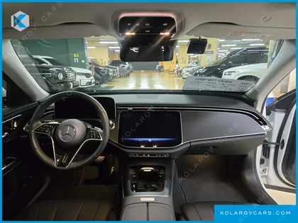 MERCEDES E-CLASS E200 AVANTGARDE
