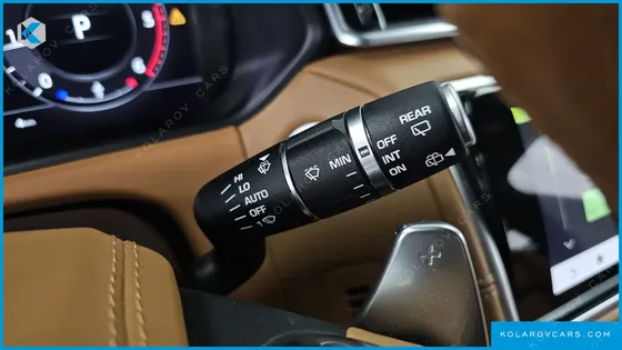 LAND ROVER RANGE ROVER VELAR 3.0 D300 R-DYNAMIC HSE