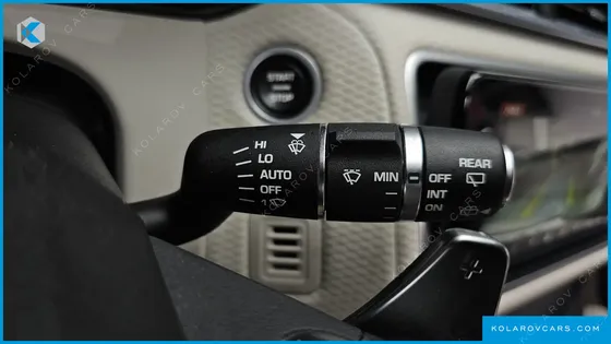LAND ROVER RANGE ROVER VELAR 3.0 P380 R-DYNAMIC SE
