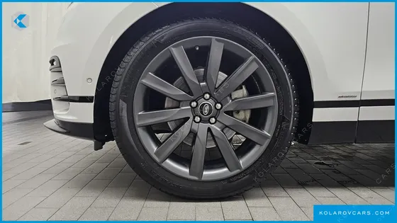 LAND ROVER RANGE ROVER VELAR 3.0 D300 R-DYNAMIC HSE
