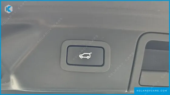 LAND ROVER RANGE ROVER VELAR 3.0 D300 R-DYNAMIC HSE