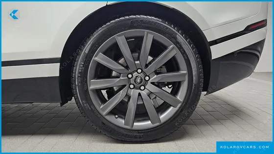 LAND ROVER RANGE ROVER VELAR 3.0 D300 R-DYNAMIC HSE