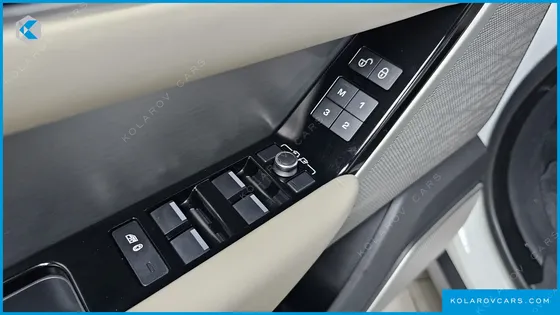 LAND ROVER RANGE ROVER VELAR 3.0 D300 R-DYNAMIC HSE
