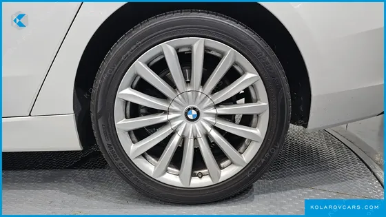 BMW GRAN TURISMO (GT) 630I XDRIVE LUXURY