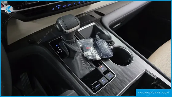 TOYOTA SIENNA 2.5 HYBRID 2WD
