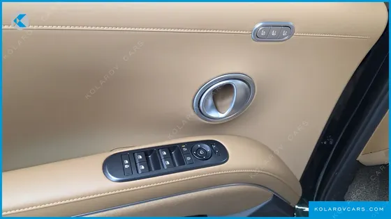 HYUNDAI PALISADE GASOLINE 2.5T 2WD 7-SEATER