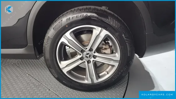 MERCEDES GLC-CLASS GLC300