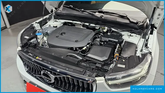 VOLVO XC40 B4 INSCRIPTION