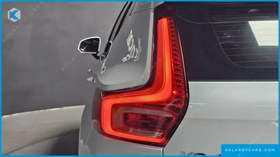 VOLVO XC40 B4 INSCRIPTION