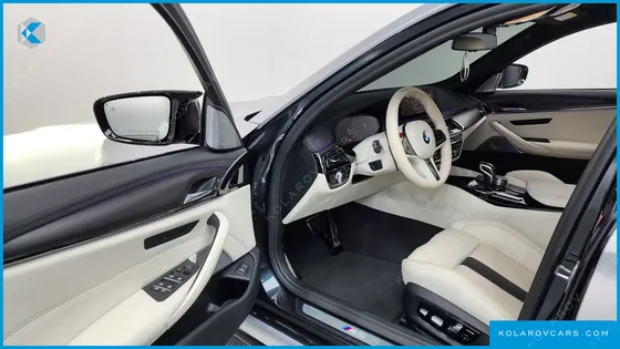 BMW M5 M5 SEDAN