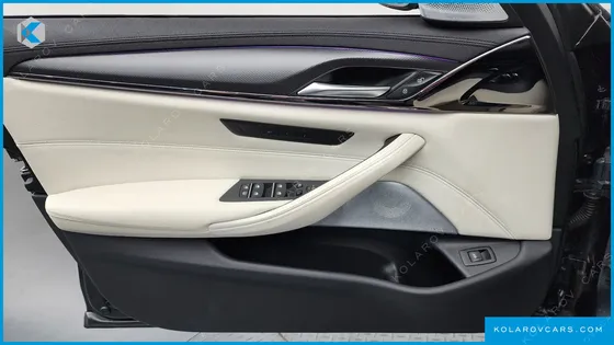 BMW M5 M5 SEDAN