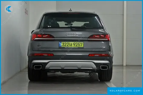 AUDI Q7 55 TFSI QUATTRO