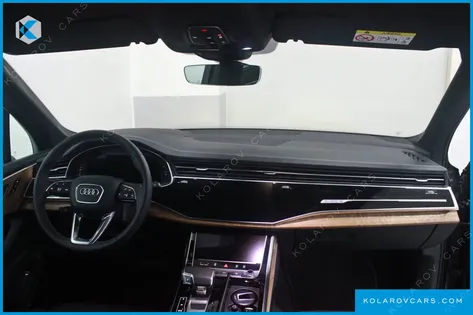 AUDI Q7 55 TFSI QUATTRO