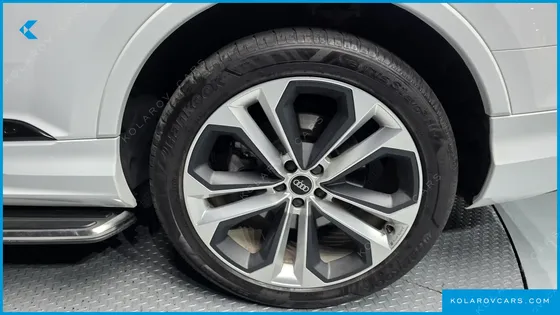 AUDI Q7 55 TFSI QUATTRO PREMIUM