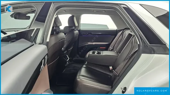 HYUNDAI GRANDEUR 2,5 GASOLINE 2WD